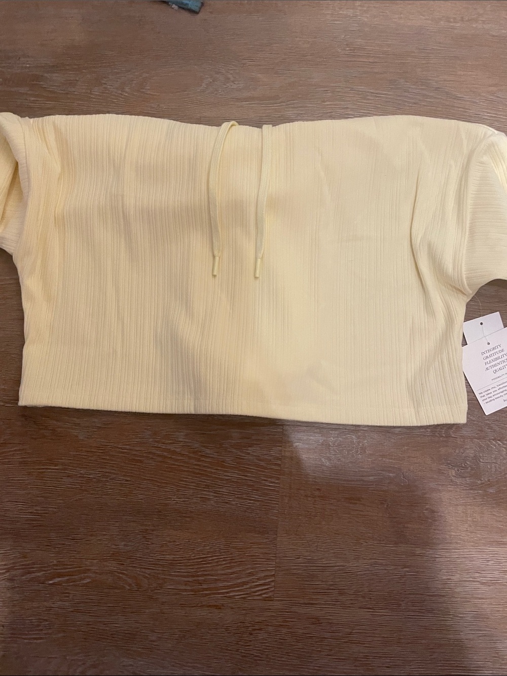 Beyond Yoga Pale Yellow Ribbed Off-Shoulder Crop Top